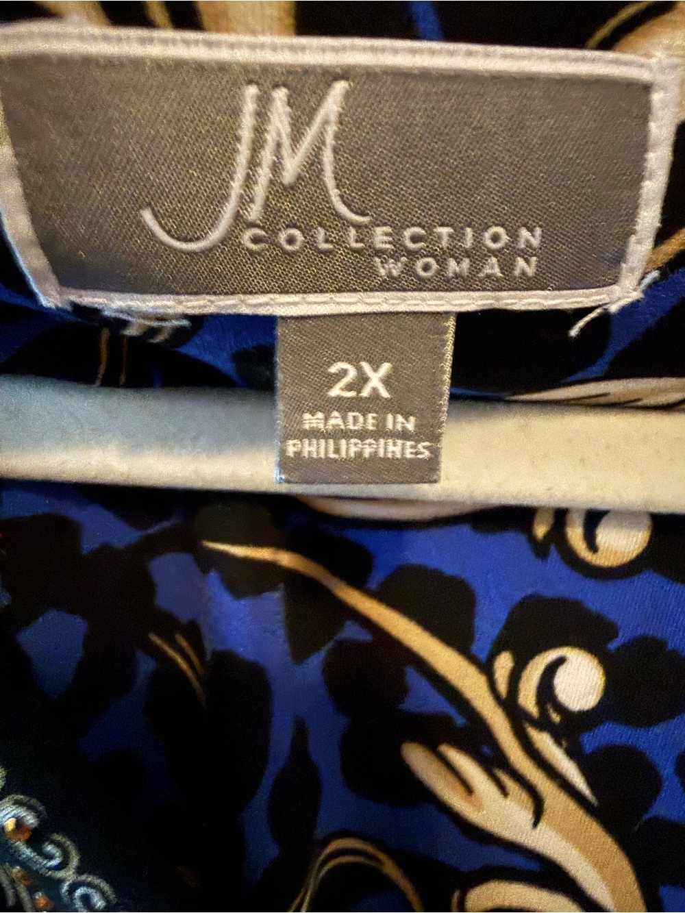 JM Collection Size 2X Royal Blue and Black V-Neck Tunic with Baroque Print - Picture 4 of 5